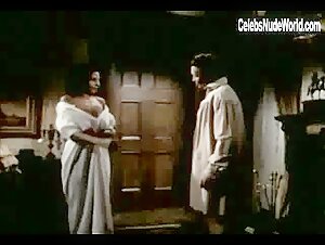 Pam Grier Brunette , Vintage scene in Drum (1976) 7
