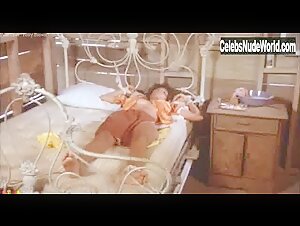 Pam Grier Ebony , Vintage scene in Foxy Brown (1974) 3