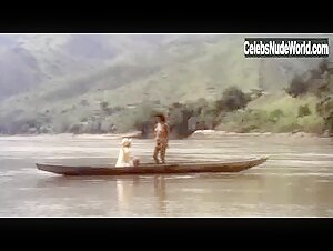 Paola Senatore in La mujer de la tierra caliente (1978) 13