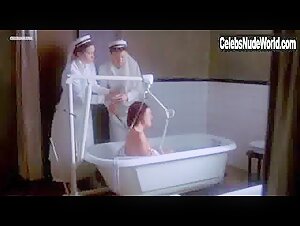 Pascale Bussieres in Ma vie en cinemascope (2004) 19