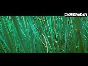 Pascale Bussieres in Marecages (2011) 12