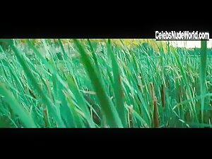 Pascale Bussieres in Marecages (2011) 14