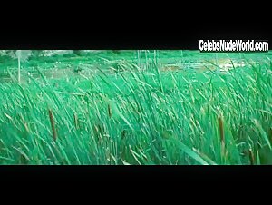 Pascale Bussieres in Marecages (2011) 17