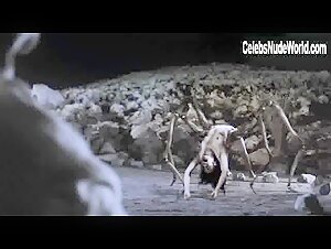 Patricia Ortiz in Mexico Barbaro (2014) 15
