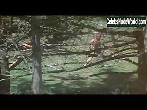 Patti D'Arbanville in Rancho Deluxe (1975) 15