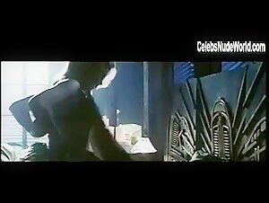 Patricia Arquette Hot , Couple scene in Stigmata (1999) 16