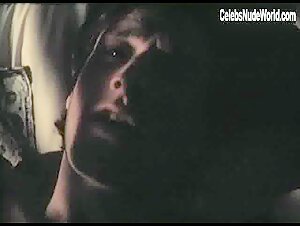 Patricia Arquette in Time Out (1988) 15