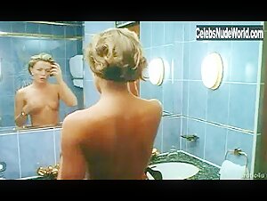 Patsy Kensit in Twenty-One (1991) 11