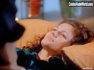 Paula Barbieri Couple , Kissing in Night Eyes 4 (1996) 5