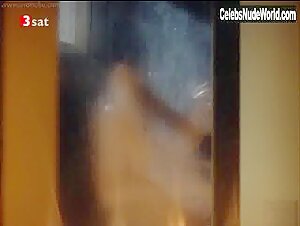 Paula Trickey Sensual , Couple in A Kiss Goodnight (1994) 16