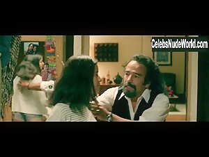 Paulina Gaitan in Eddie Reynolds y Los Angeles de Acero (2014) 6