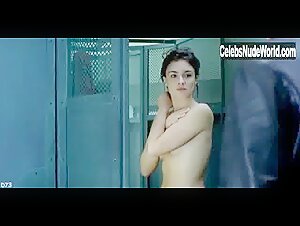 Paz Vega hot scene in Novo (2002) 4