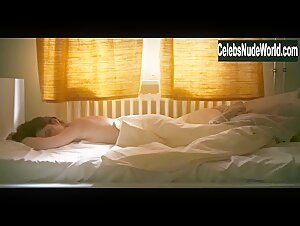 Pegah Ferydoni in Die defekte Katze (2018) 15
