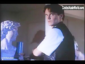 Peggy Trentini in Vampirella (1996) 18