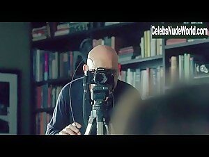 Penelope Cruz nude , boobs scene in Elegy (2008) 19