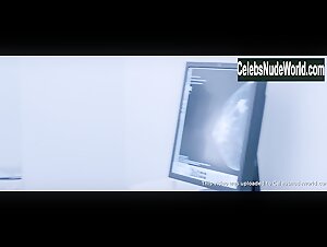 Penelope Cruz nude, boobs scene in Ma ma (2015) 4