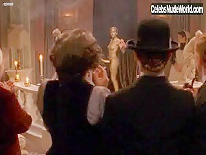 Rachael Stirling in Tipping the Velvet (series) (2002) 18