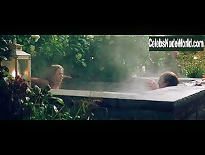 Rachael Taylor nude, bathtub scene in Gold (2016) 13