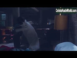 Rachel Brosnahan Couple , Kissing in Marvelous Mrs. Maisel (series) (2017) 11