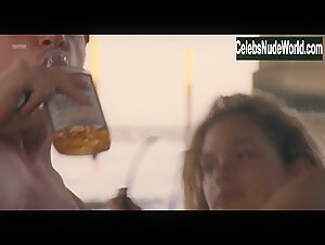 Rachel Keller in Write When You Get Work (2018) 12