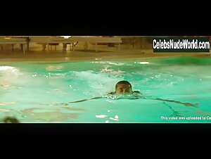 Radhika Apte in Wedding Guest (2018) 3
