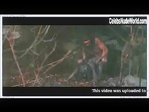 Rae Dawn Chong in La guerre du feu (1981) 11