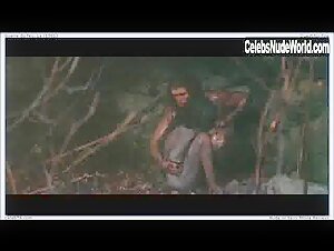 Rae Dawn Chong in La guerre du feu (1981) 8