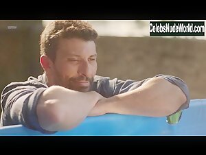 Rafaela Mandelli in Intimidade Entre Estranhos (2018) 5