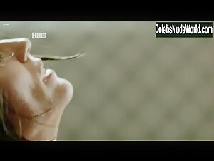 Rafaela Mandelli in O Negocio (series) (2013) 5