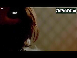 Rafaela Mandelli Shower , Nipple in O Negocio (series) (2013) 18