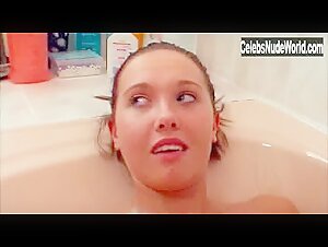 Rebecca Atkinson Bathtub , Brunette in Shameless UK (series) (2004) 15