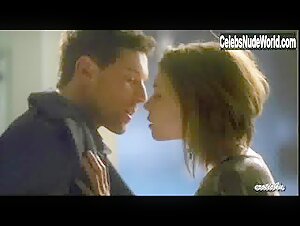 Rebecca Blumhagen Kissing , Brunette in Girl's Guide to Depravity (series) (2012) 3