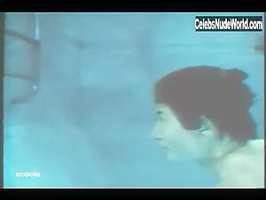 Rebecca Brooke Pool , Butt in Les mille et une perversions de Felicia (1975) 9