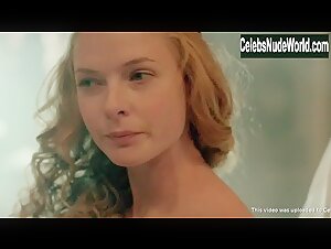 Rebecca Ferguson in White Queen (series) (2013) 9