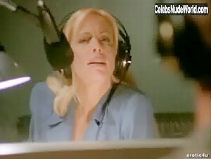 Regina Russell Butt , Red Head in Bare Deception (2000) 12