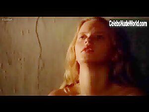 Rena Niehaus Explicit , boobs in Oedipus orca (1977) 10