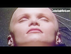 Renee Soutendijk in Eve of Destruction (1991) 3