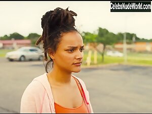 Riley Keough in American Honey (2016) 2