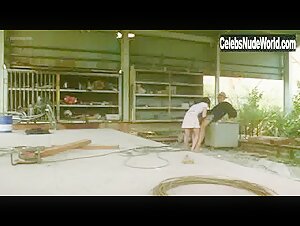 Rinako Hirasawa in Sex mashin: Hiwai na kisetsu (2005) 12