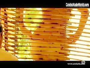 Rita Faltoyano in Les tropiques de l'amour (series) (2003) 3