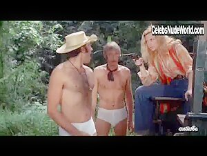 Roberta Collins Outdoor , Vintage in Big Doll House (1971) 6