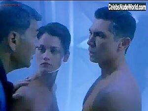 Robin Tunney in Supernova (2000) 6