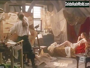 Robin Wright Costume , Nipple in Moll Flanders (1996) 13