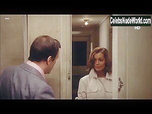 Romy Schneider Kissing , Vintage in Le mouton enrage (1974) 16