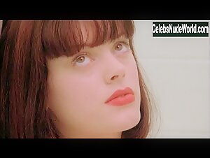 Rose McGowan in Doom Generation (1995) 2