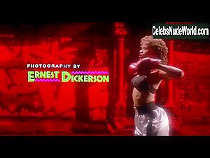 Rosie Perez in Do the Right Thing (1989) 6