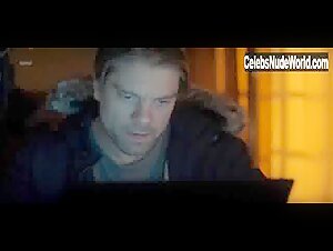 Saara Kotkaniemi in Aallonmurtaja (series) (2017) 16