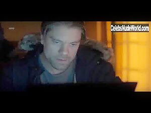 Saara Kotkaniemi in Aallonmurtaja (series) (2017) 17
