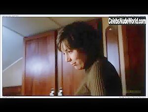 Sally Faulkner in Vampyres (1974) 6