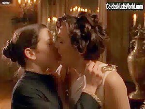 Sally Hawkins in Tipping the Velvet (series) (2002) 7